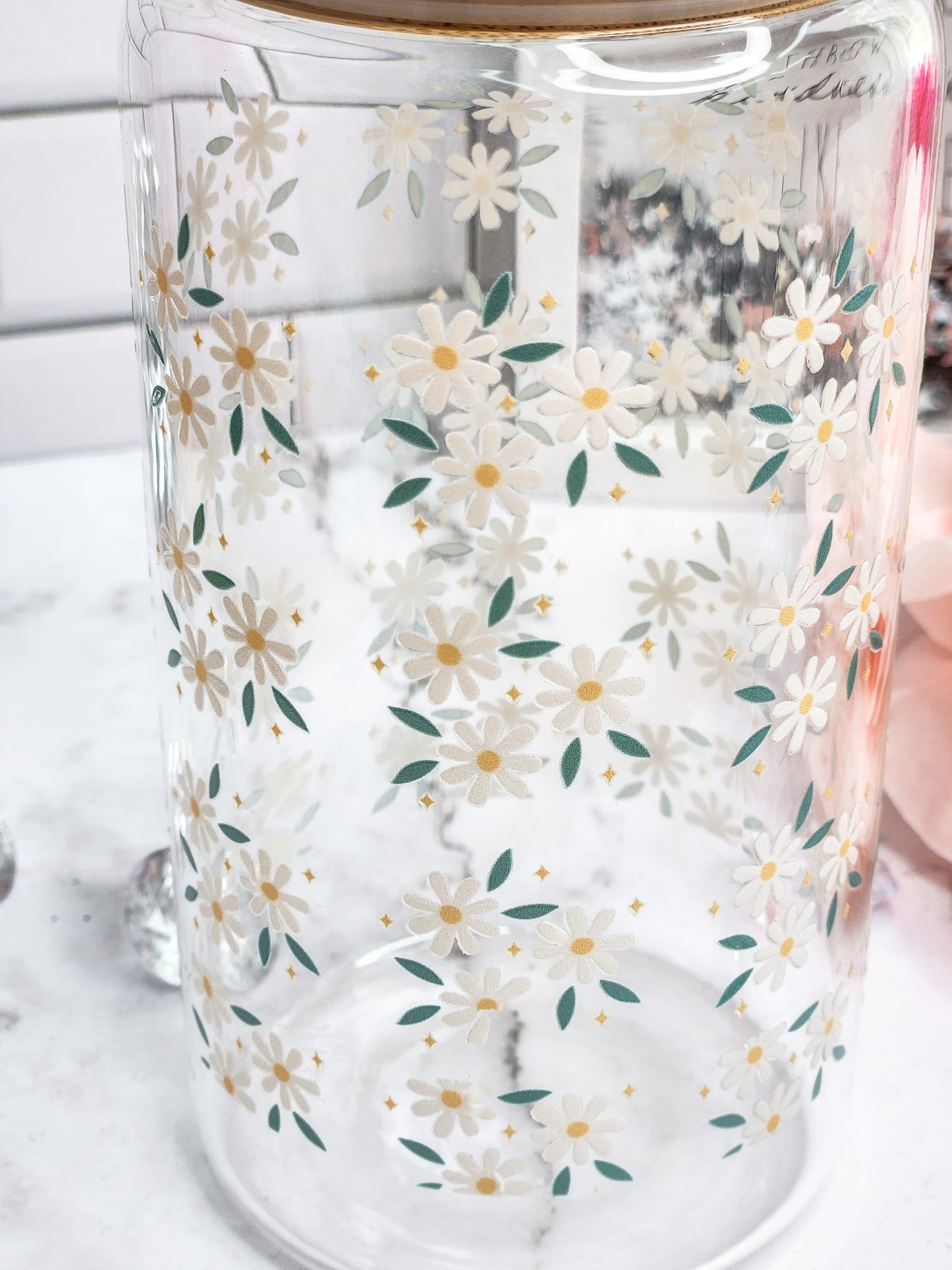 He loves me Daisy libbey Glass Can 16 oz