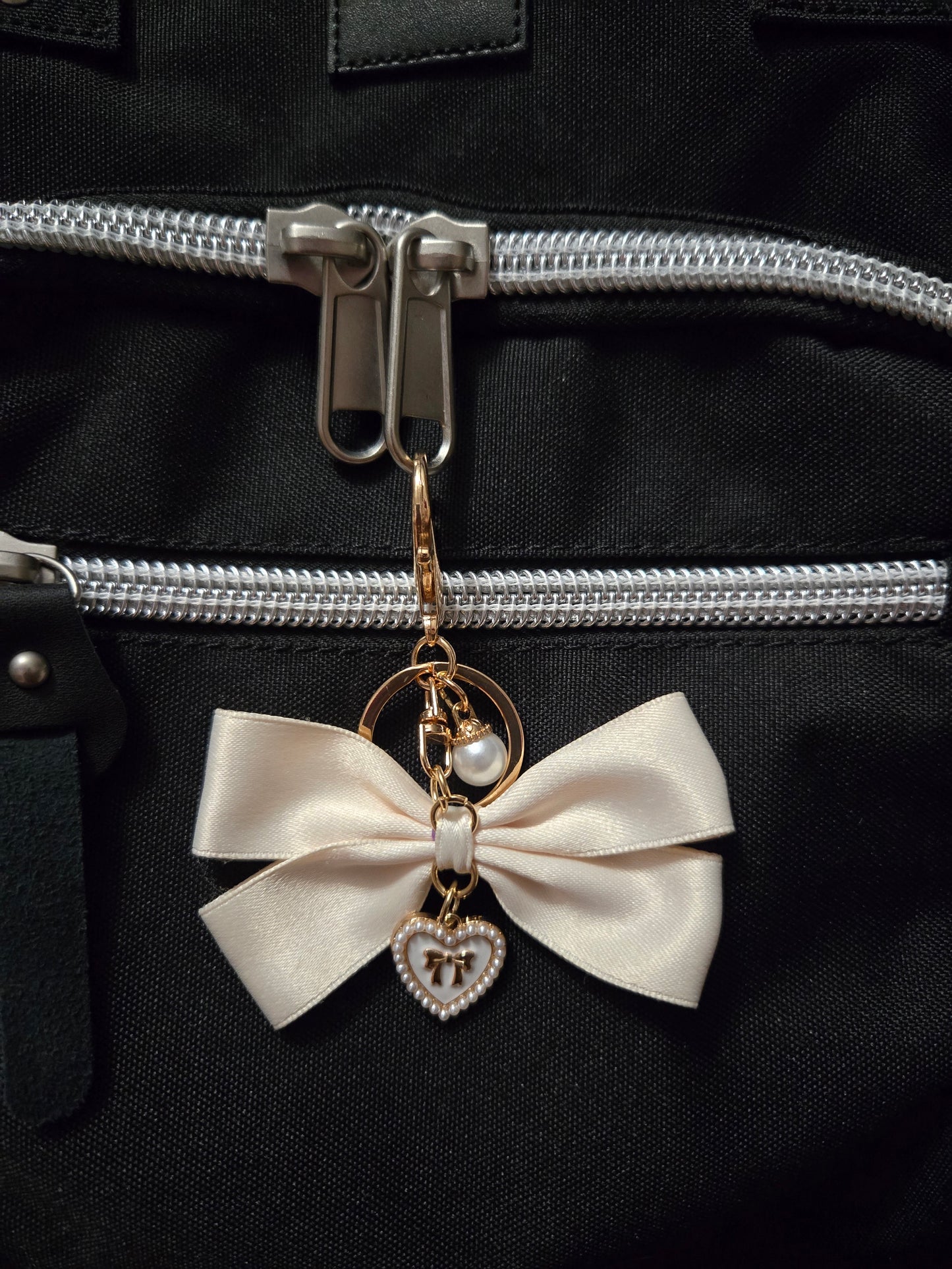 Bow bag charm
