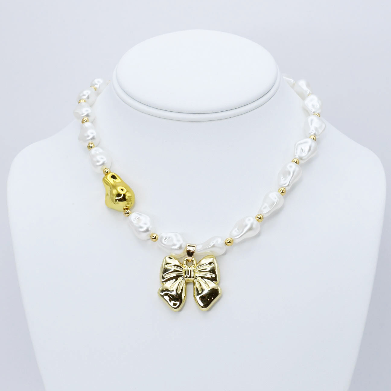 Bow Fantasy Necklace