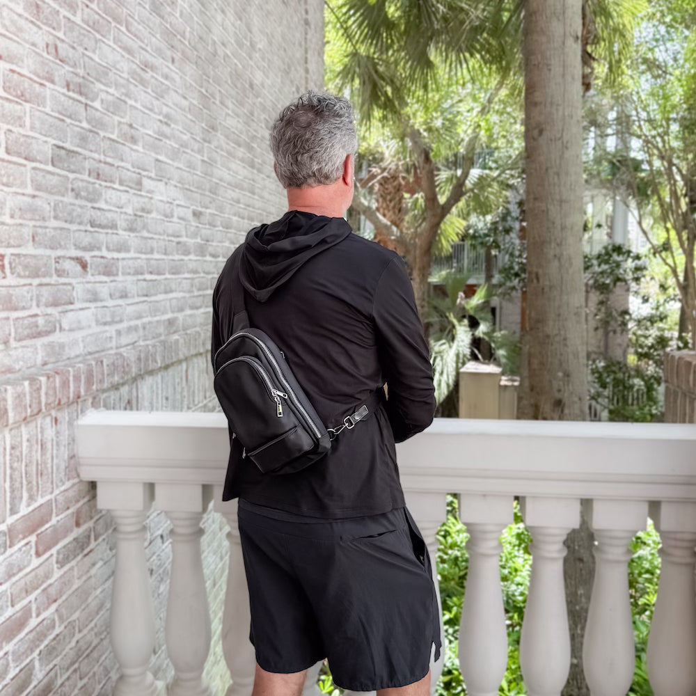 L'uomo Man Crossbody Bag