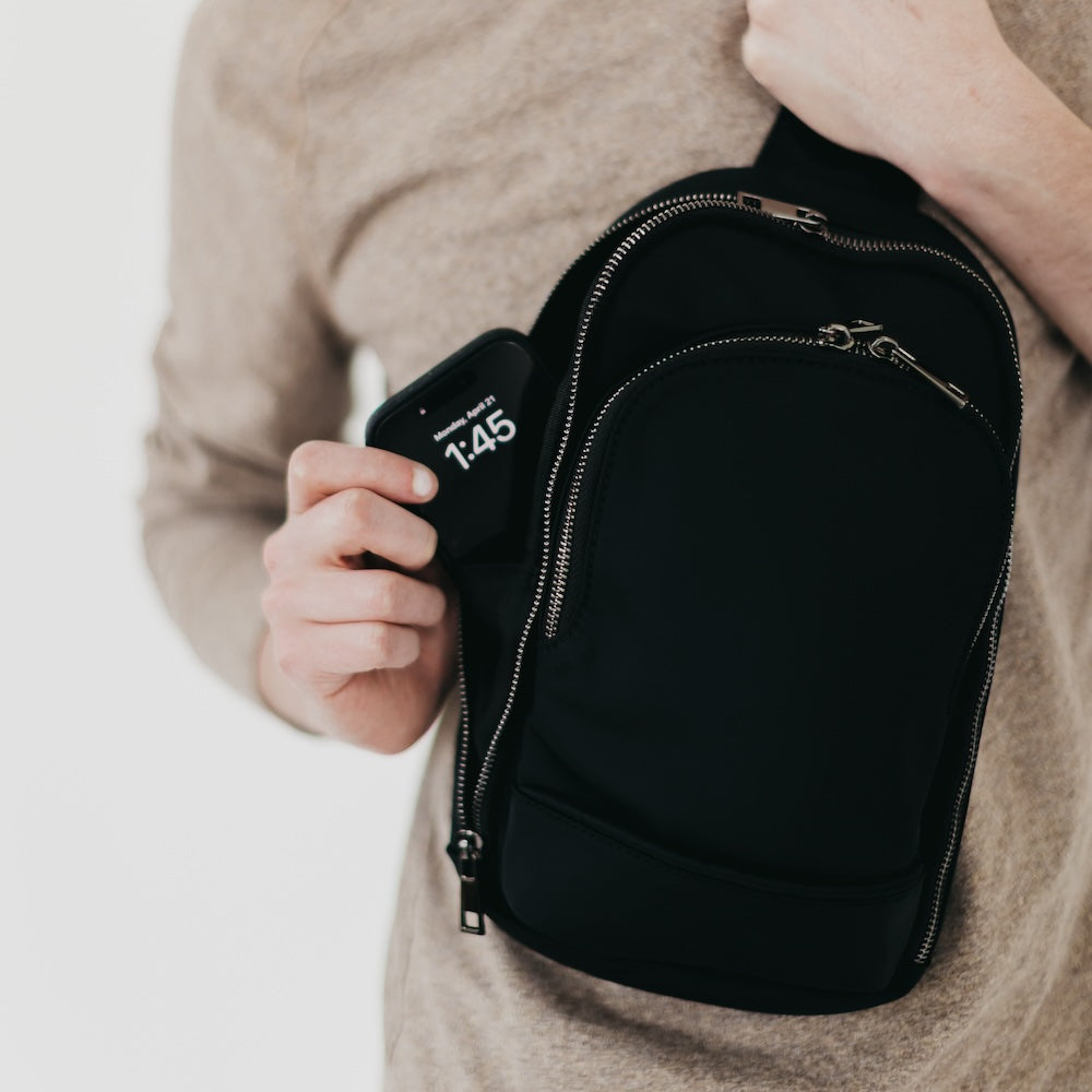 L'uomo Man Crossbody Bag