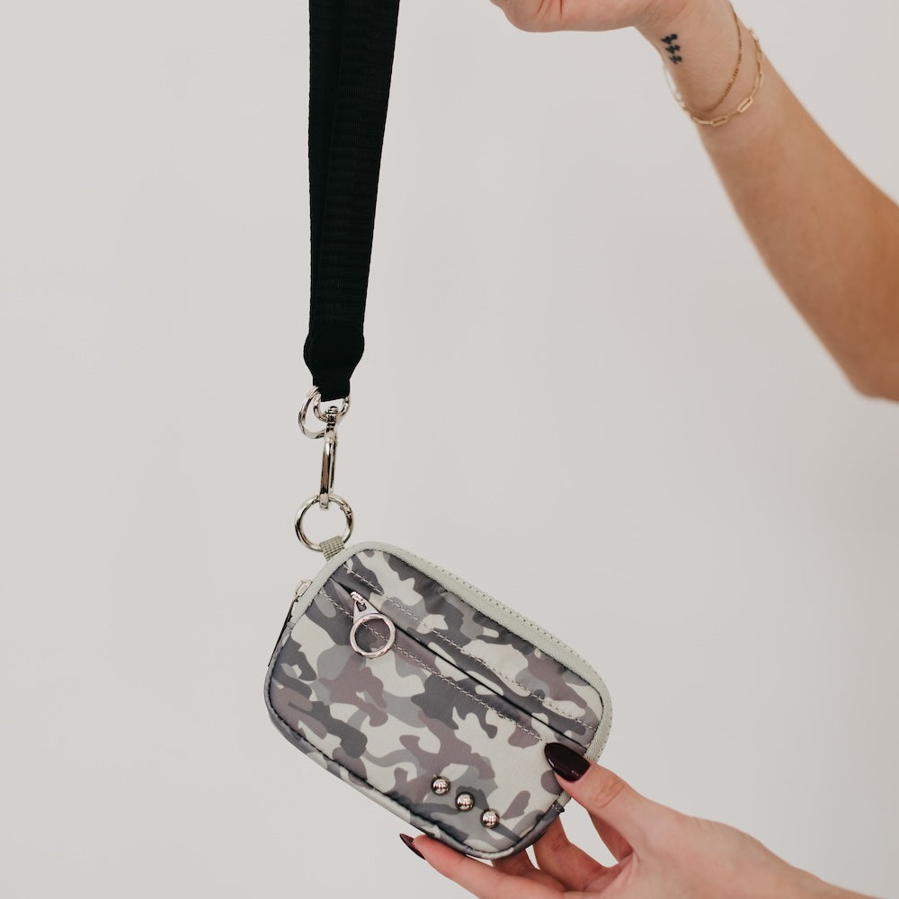 Nelly Nylon Wristlet Wallet