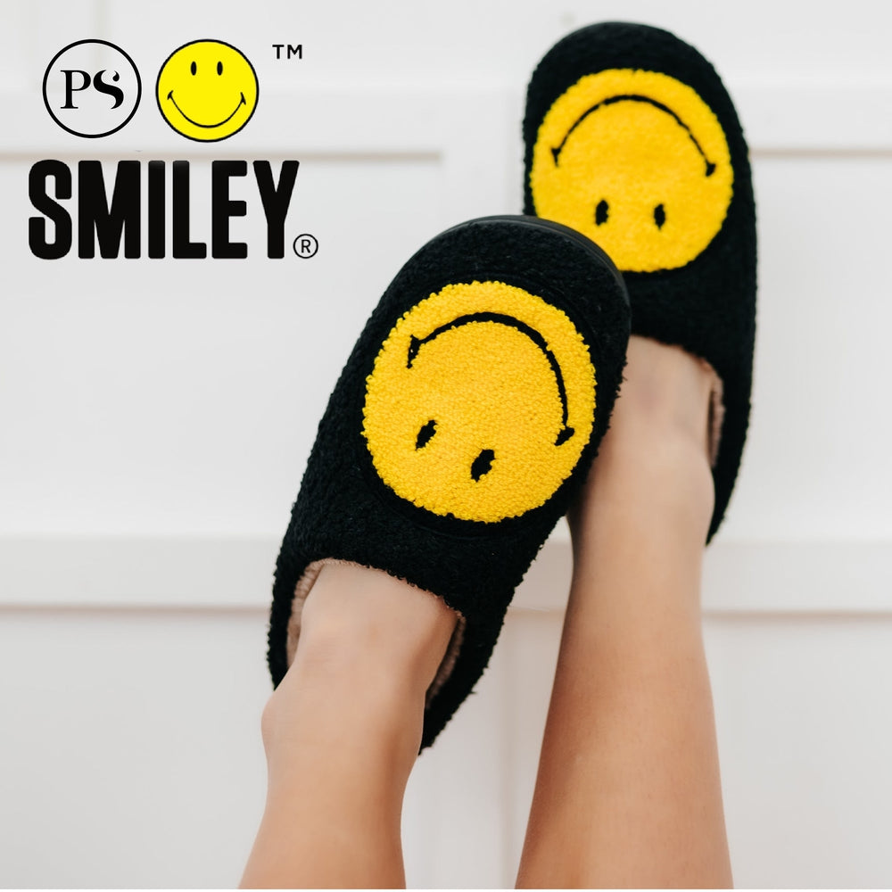 Smiley® x Pretty Simple Original Smiley Slippers