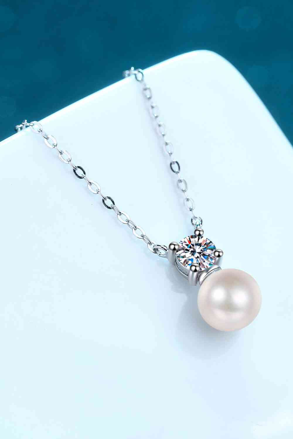 925 Sterling Silver Freshwater Pearl Moissanite Necklace