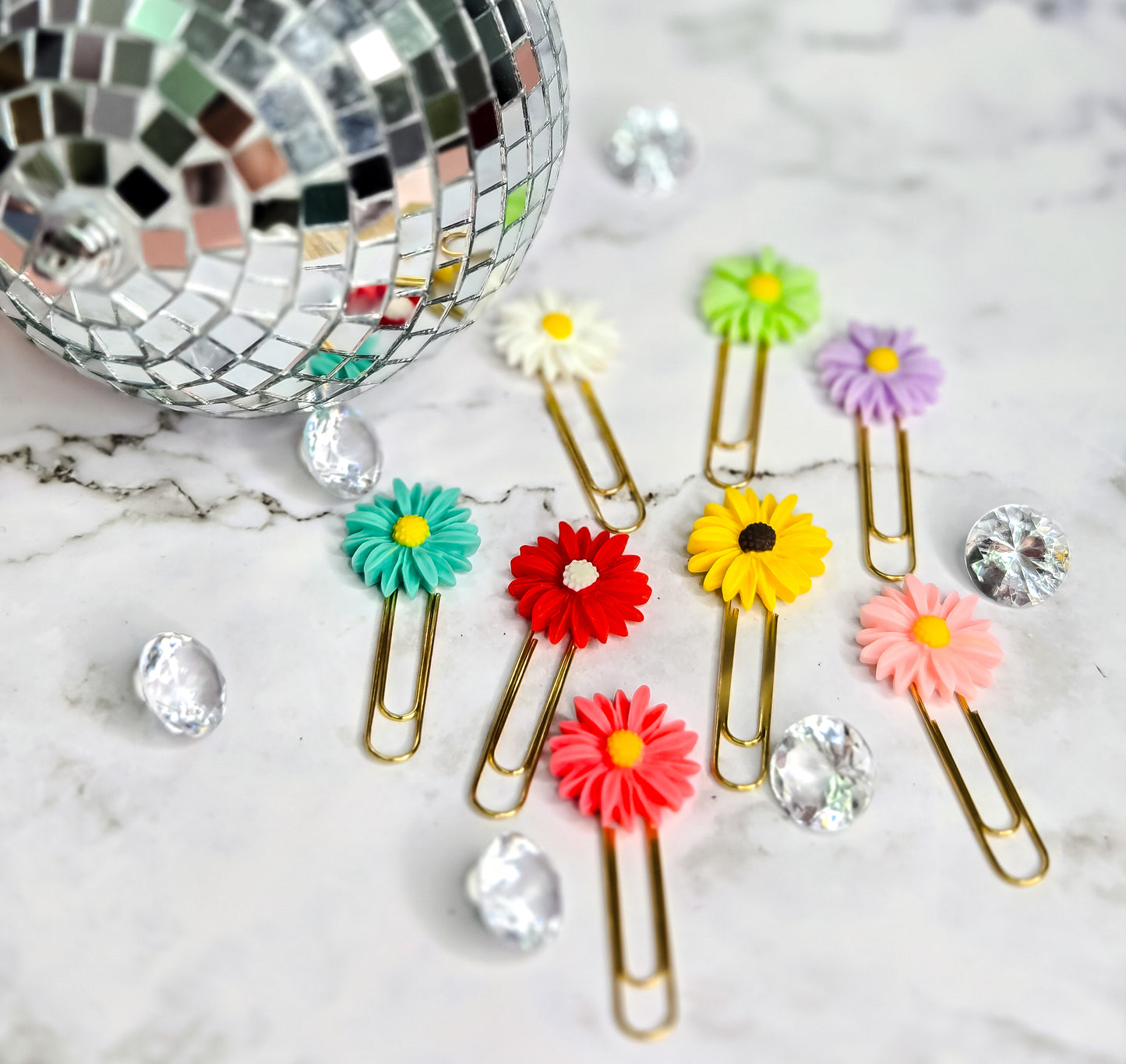 Daisy bookmark clips assorted colors