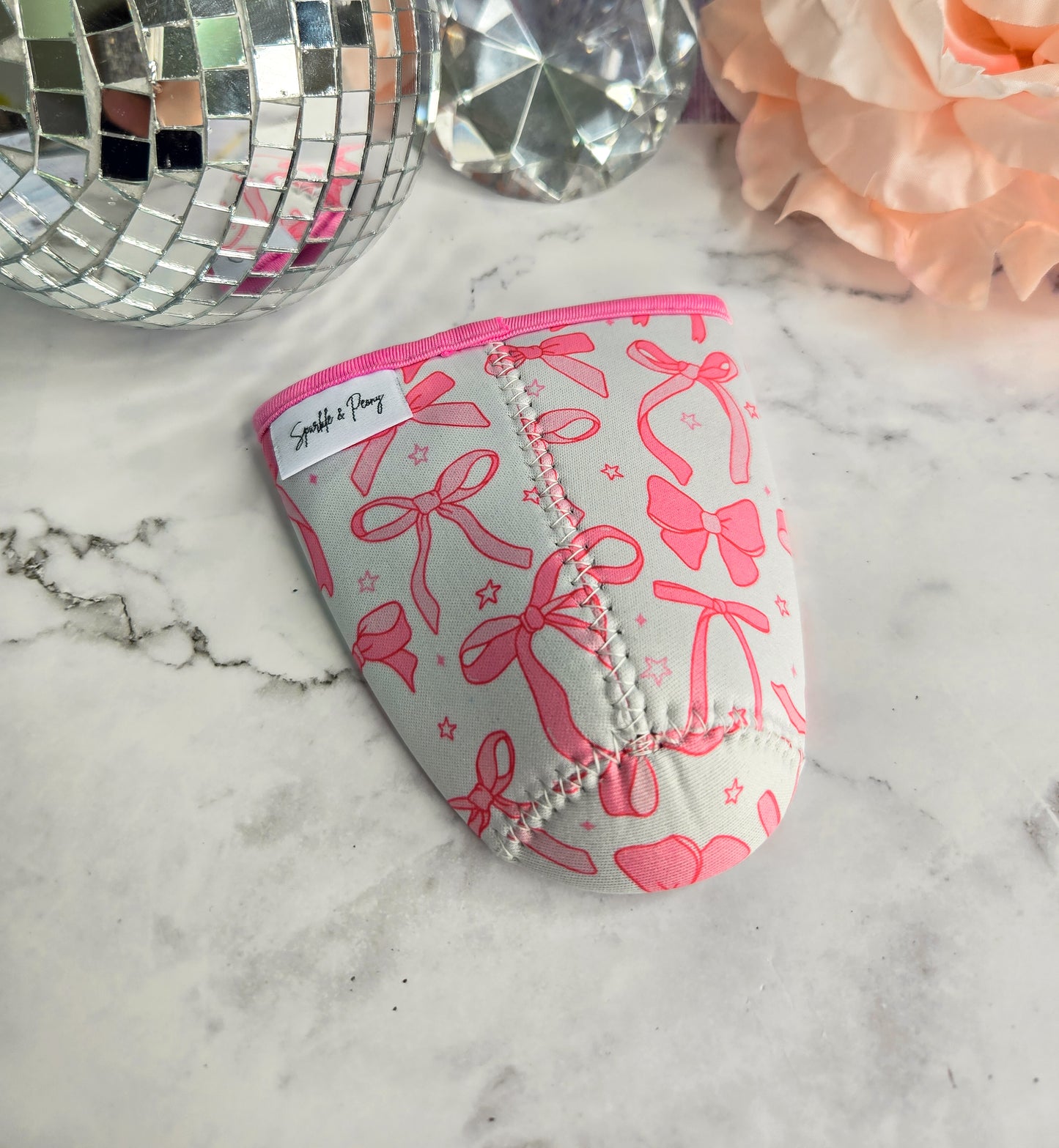 Sippin’ Pretty Neoprene Iced Coffee Sleeve – Pink Bow Design