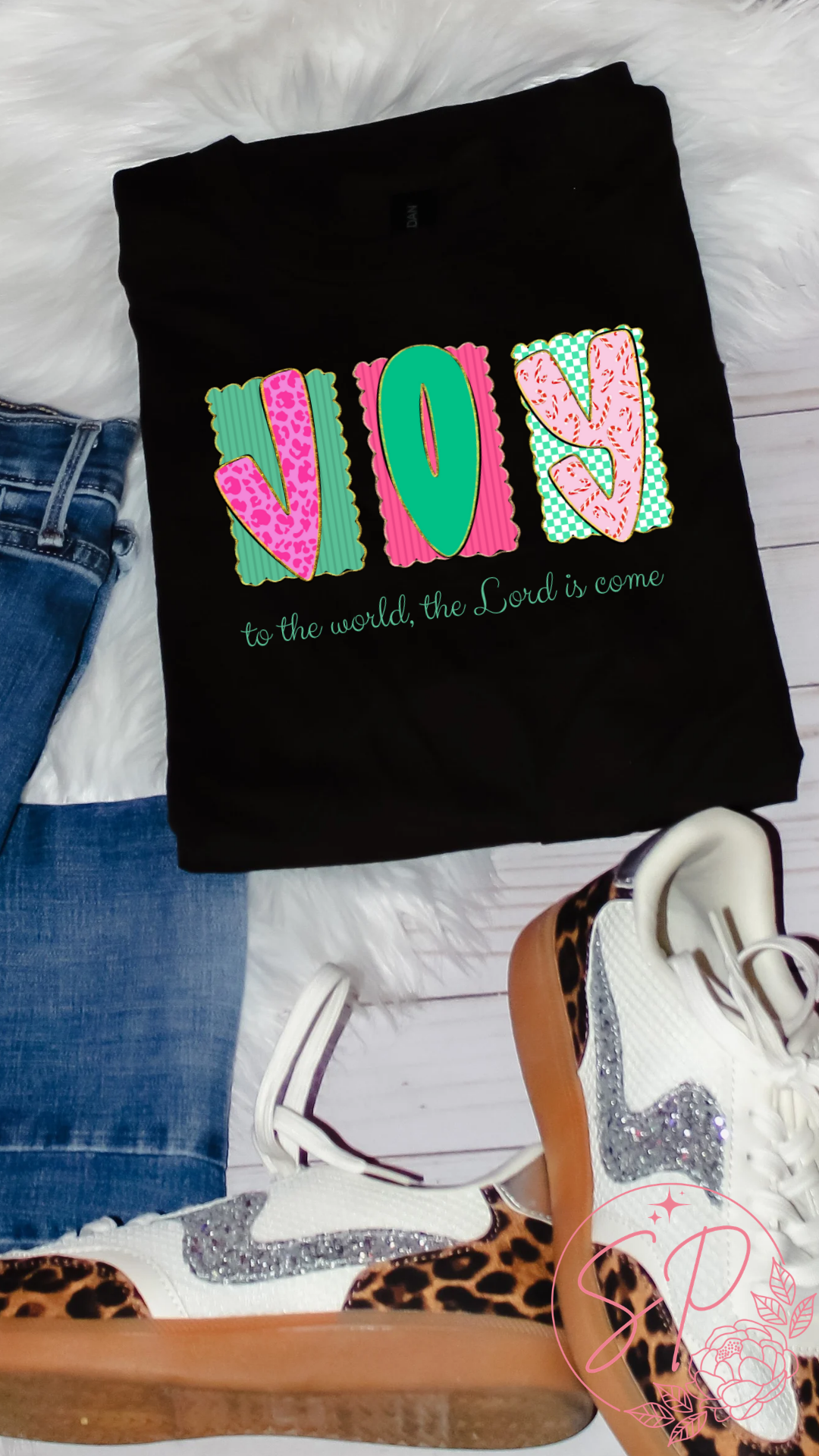 Joy to the world- PINK FRIDAY EXCLUSIVE Graphic Tee