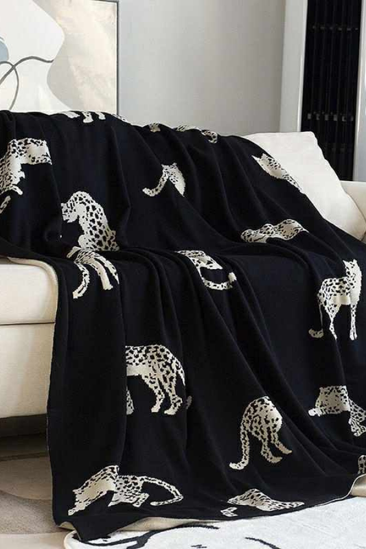 SC - Black and Ivory Cheetah Luxury Blanket