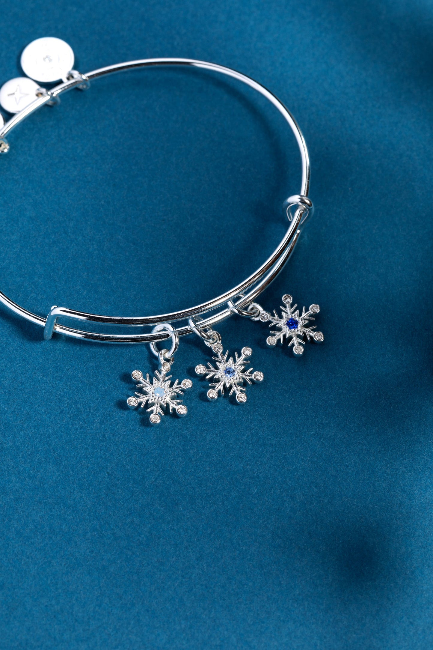 Snowflake Charm Bangle