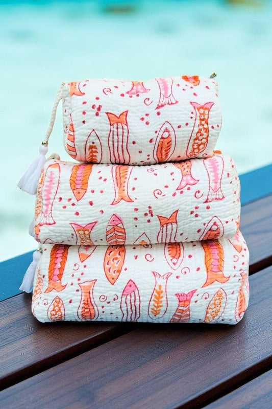 SC - ETA 7/18 - Cleo Fish Print Cosmetic Bag Set