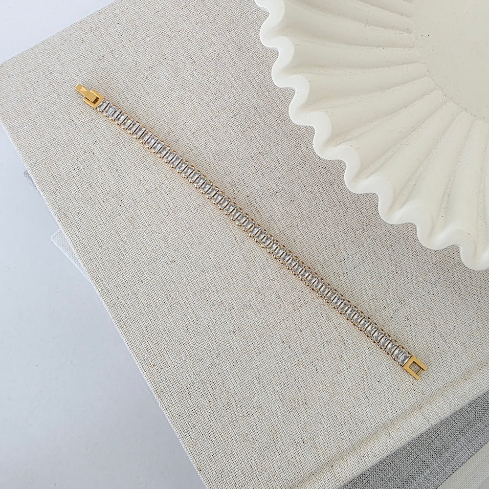 Dazed in Diamonds Bracelet - WATERPROOF