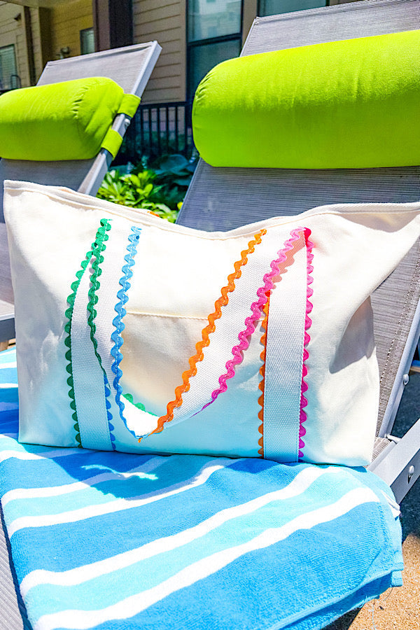 SC - ETA 6/13 - Spencer Rick Rack Trim Tote Bag