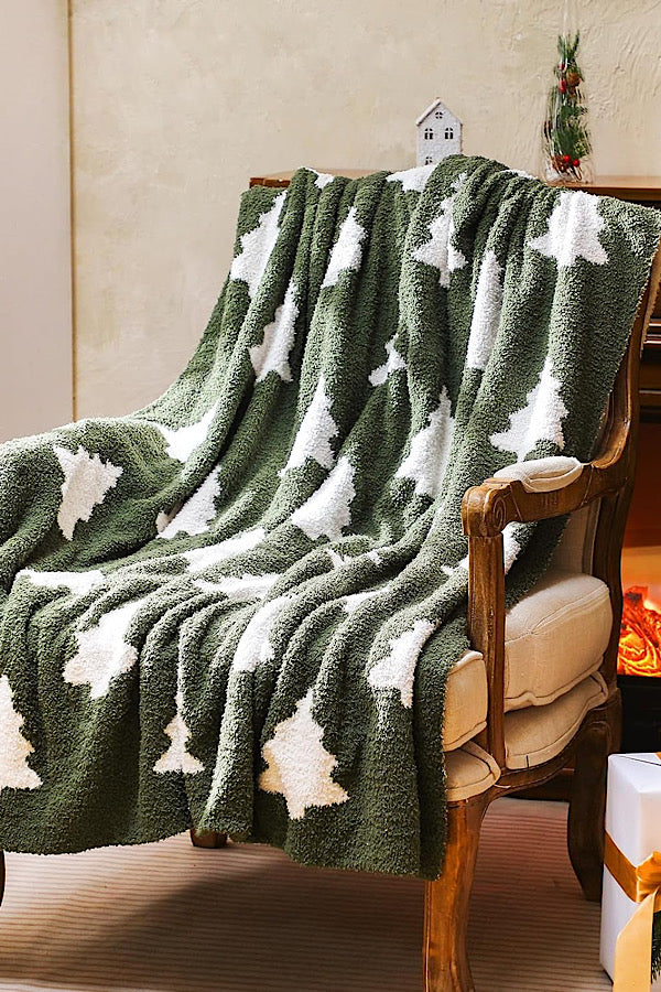 SC - ETA 9/30-10/14 Holiday Hearth Luxury Blanket