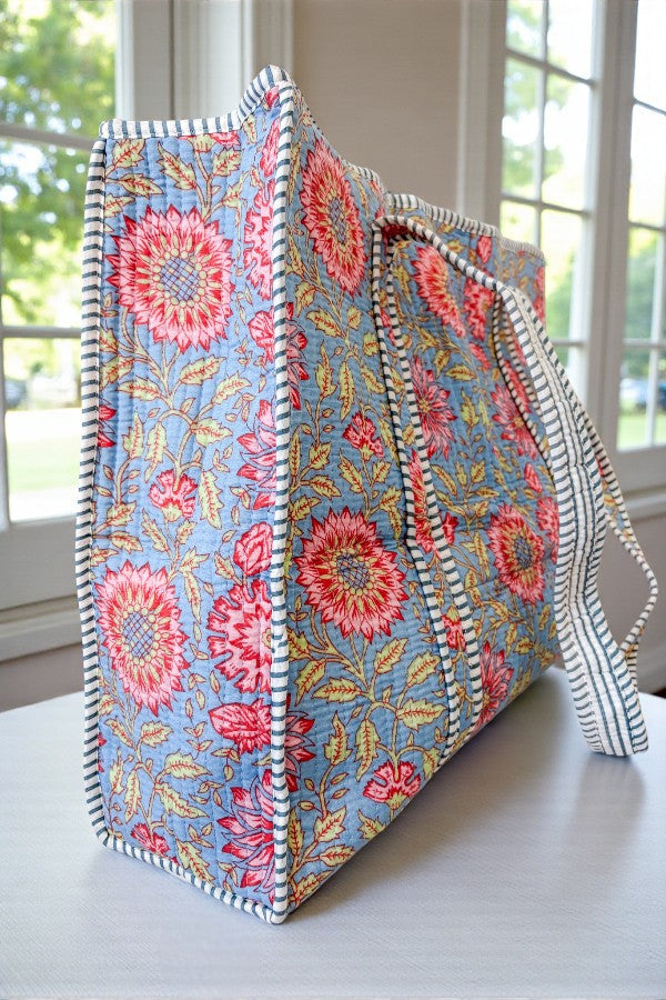 SC - ETA 8/24-9/7 September Haze Floral Tote Bag