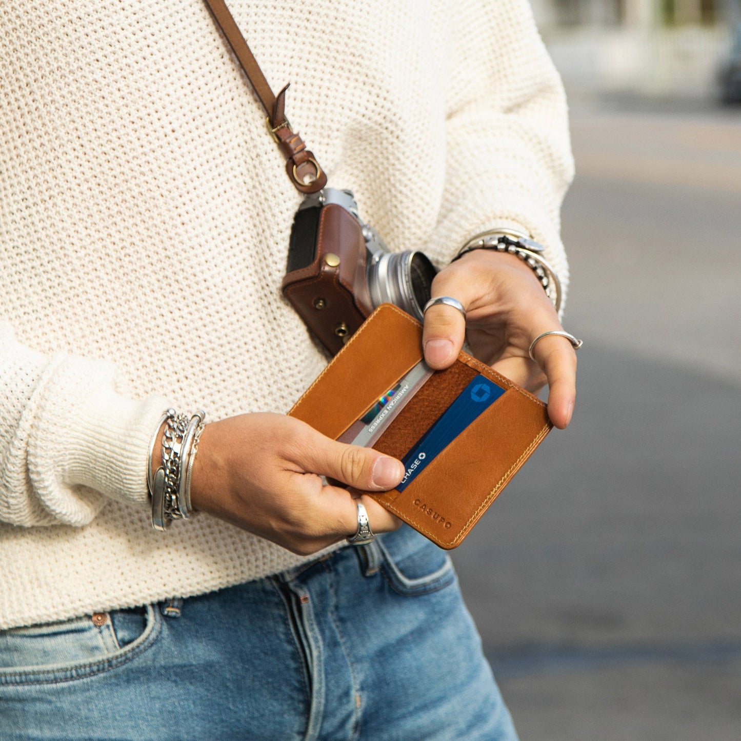 Compact Bifold with RFID protection - Natural