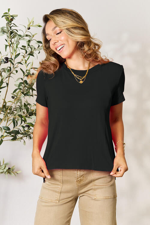 Nothing wrong with basic- Round Neck Short Sleeve T-Shirt